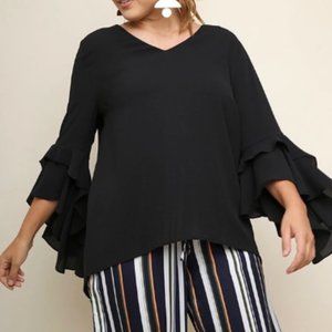 Flowy sleeve blouse